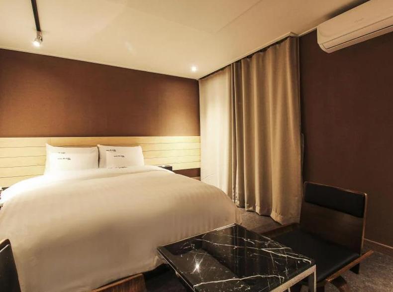 Gangnam Blanc Motel Seoul Ngoại thất bức ảnh